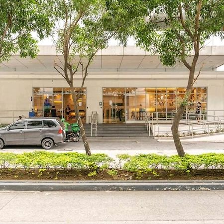 Grass Residences Sm North Edsa And Trinoma Quezon City Exterior foto
