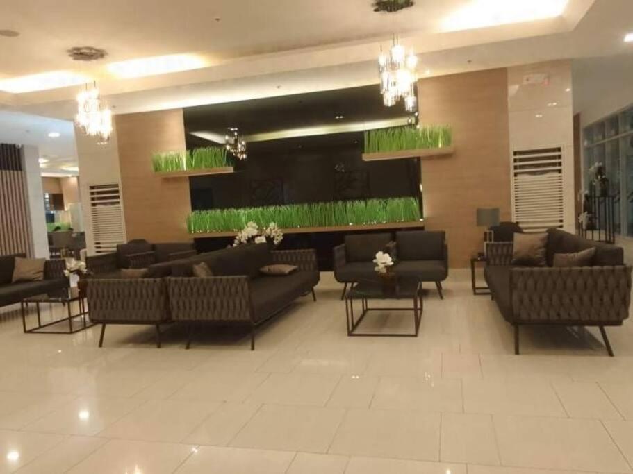 Grass Residences Sm North Edsa And Trinoma Quezon City Exterior foto